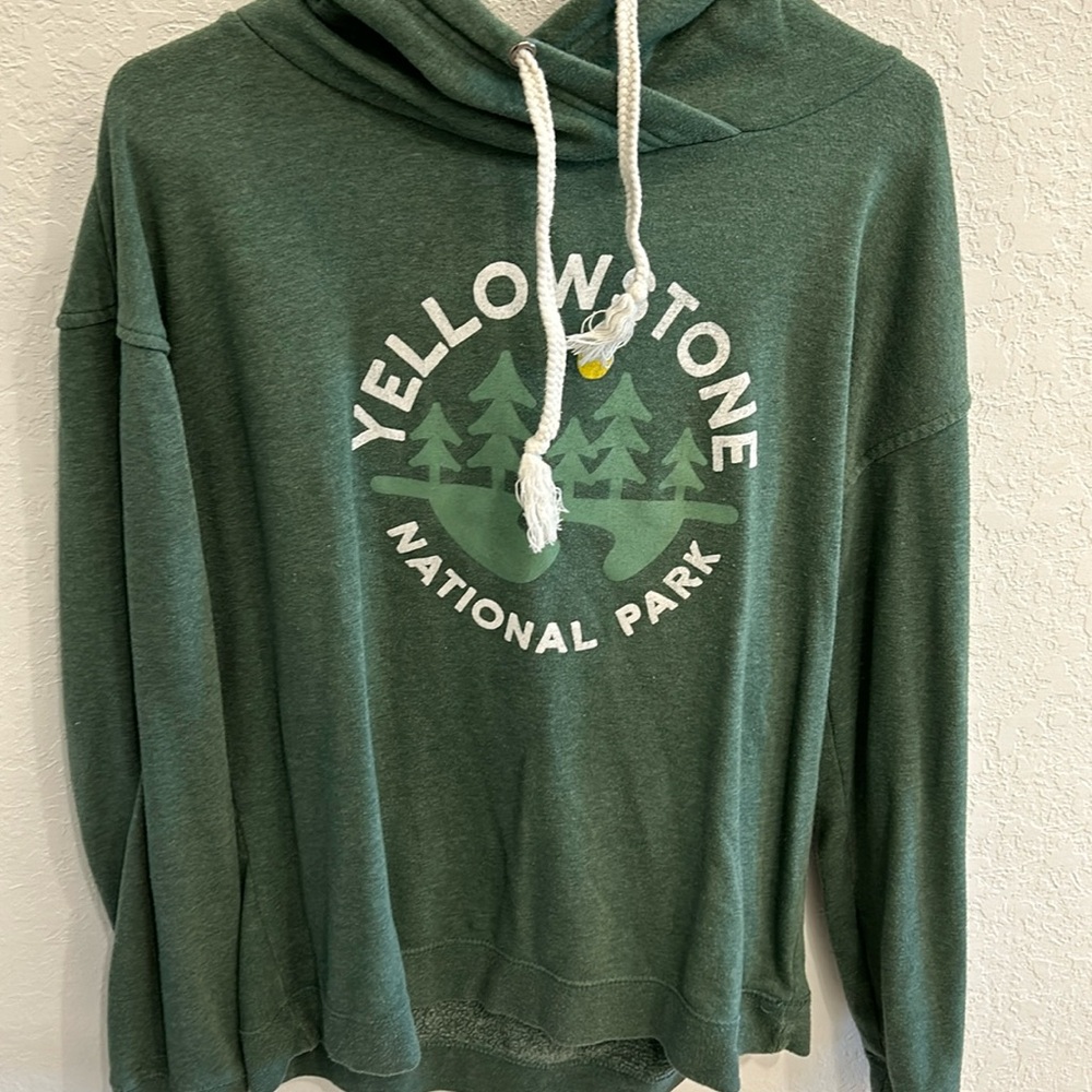 Yellowstone national Park sweatshirt